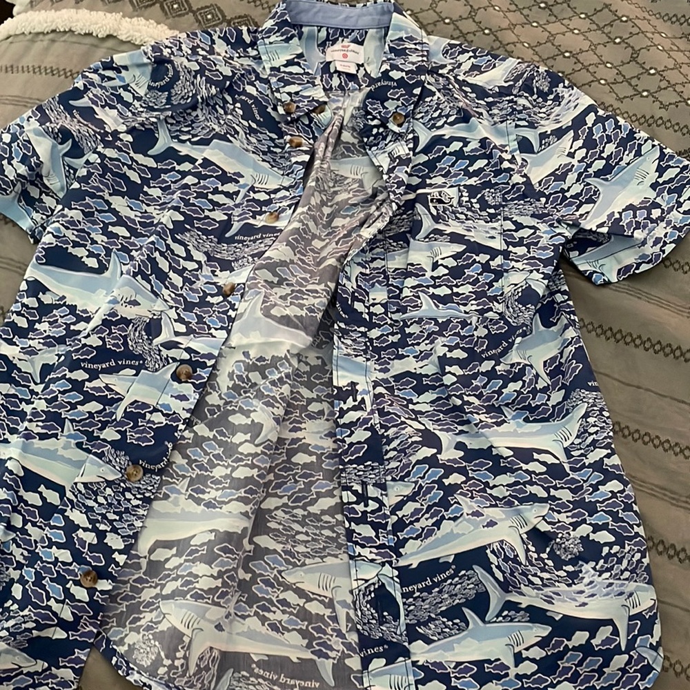 Vineyard Vines